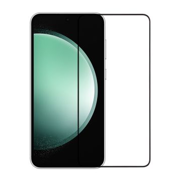 Skärmskydd Samsung Galaxy S23 med Aluminimum ram - miljö